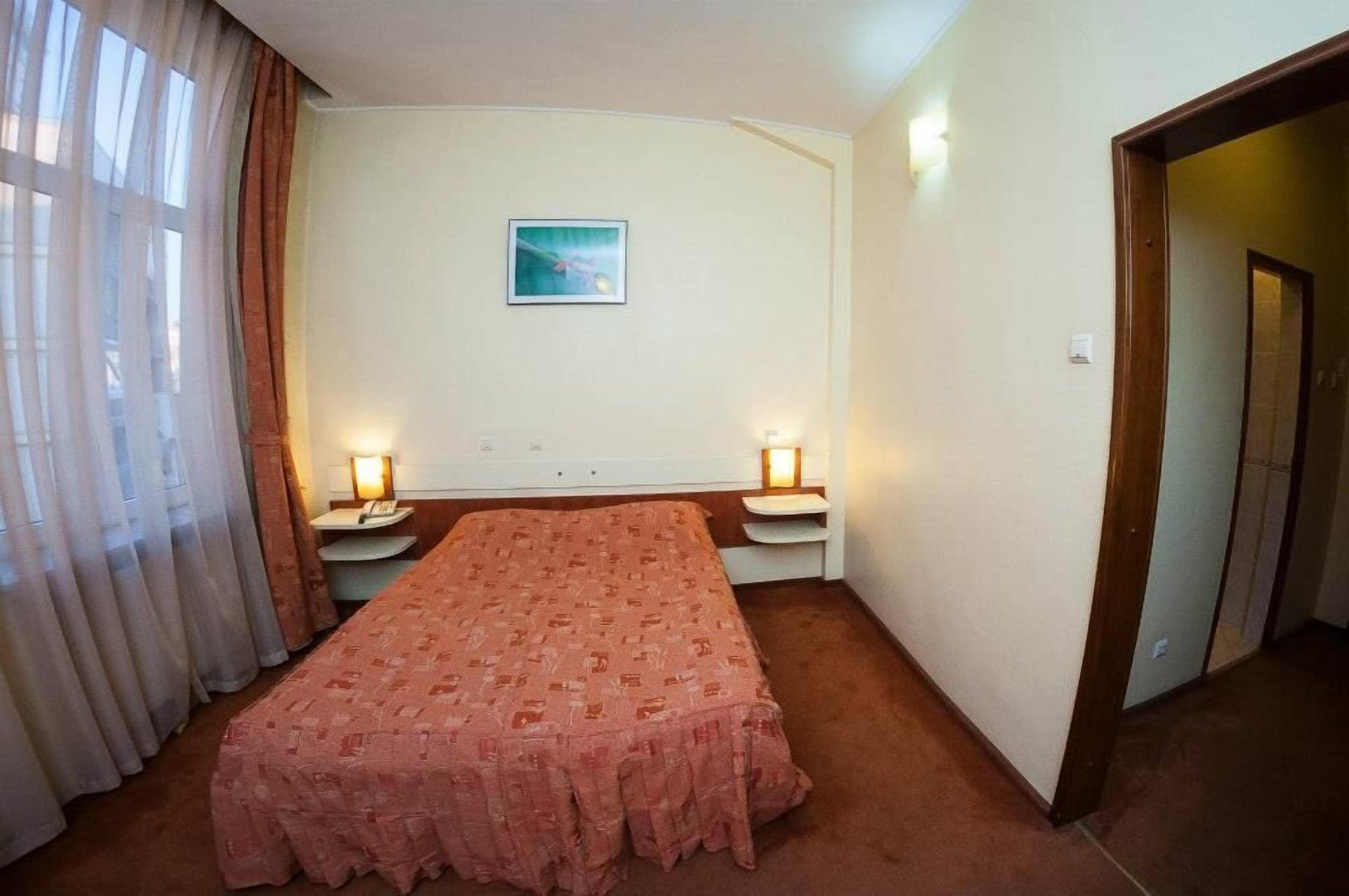 Hotel Astoria City Center Iasi Ngoại thất bức ảnh