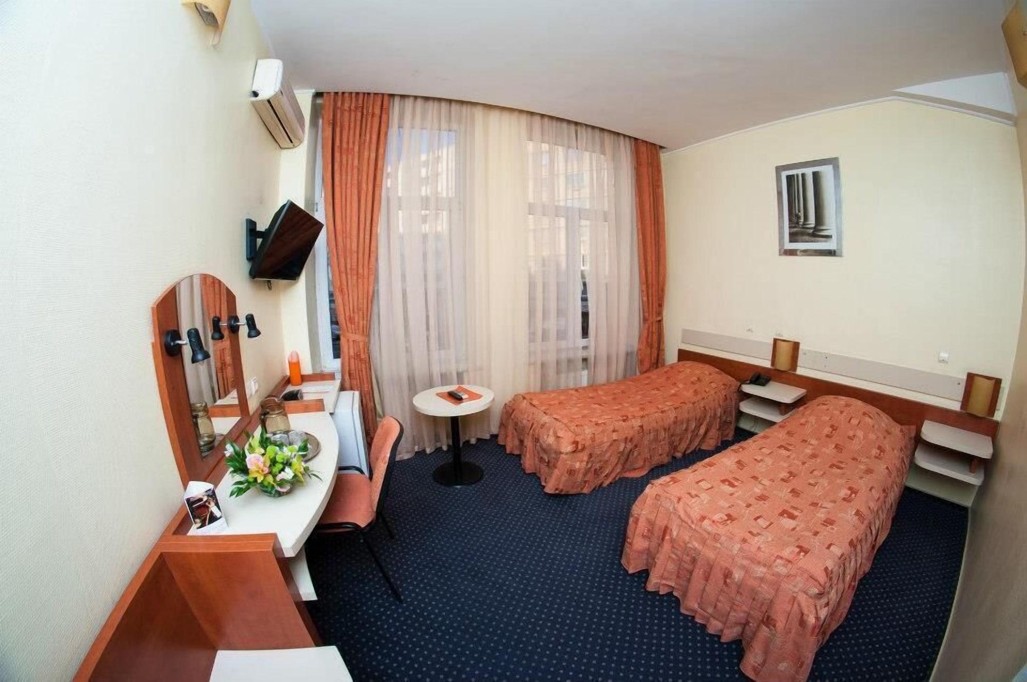 Hotel Astoria City Center Iasi Ngoại thất bức ảnh