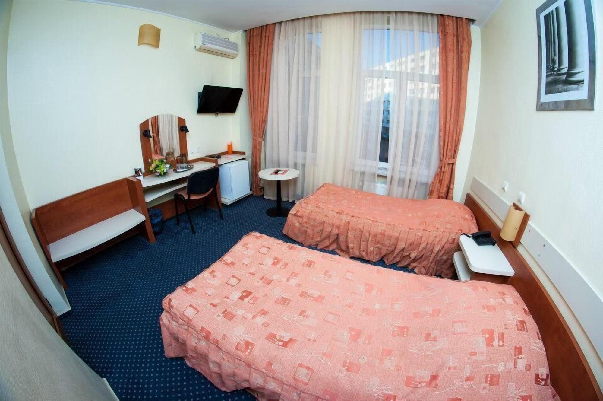 Hotel Astoria City Center Iasi Ngoại thất bức ảnh
