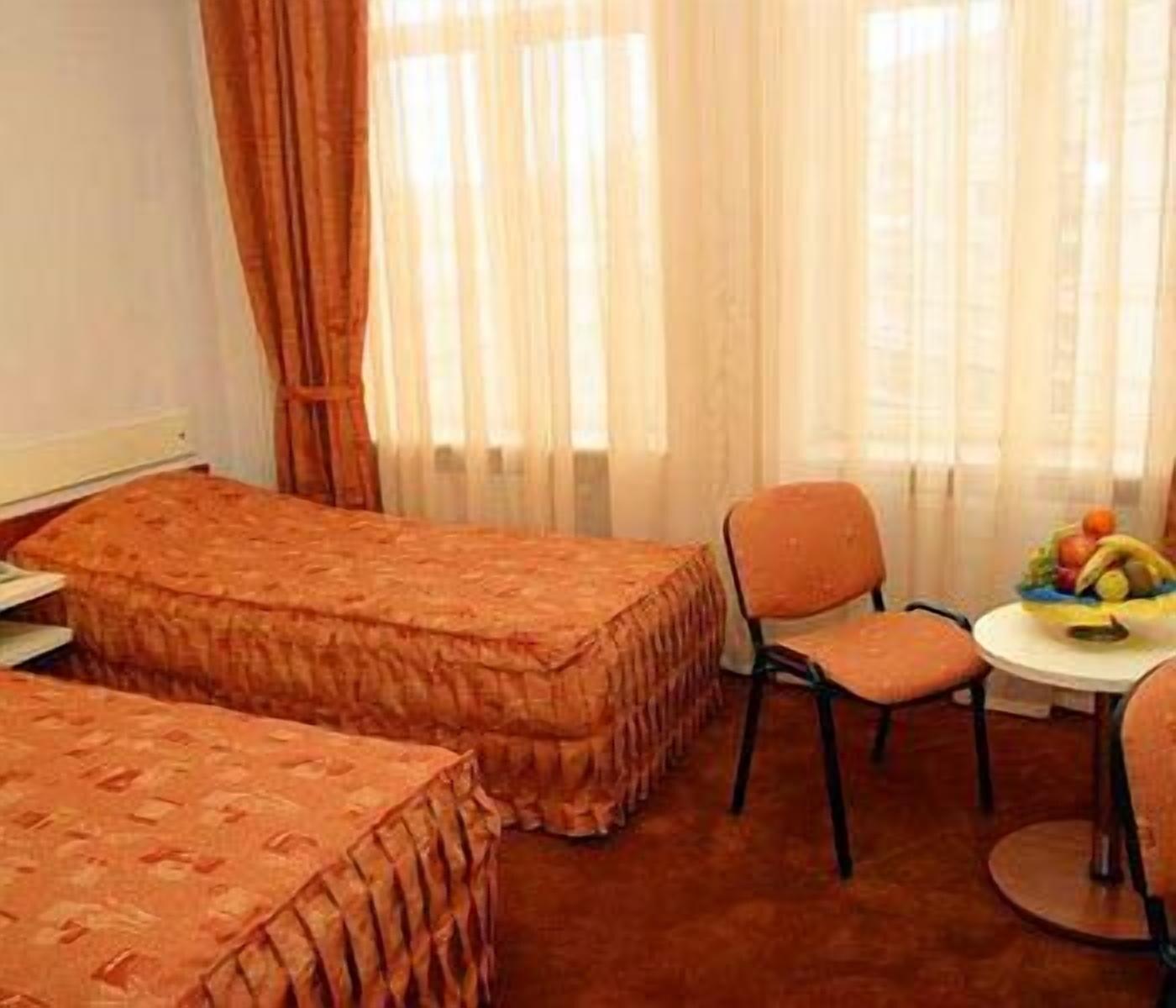 Hotel Astoria City Center Iasi Ngoại thất bức ảnh