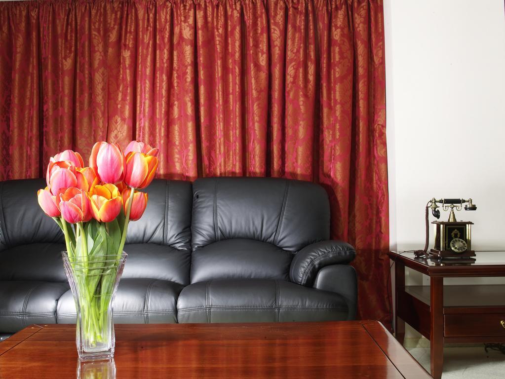 Hotel Astoria City Center Iasi Ngoại thất bức ảnh