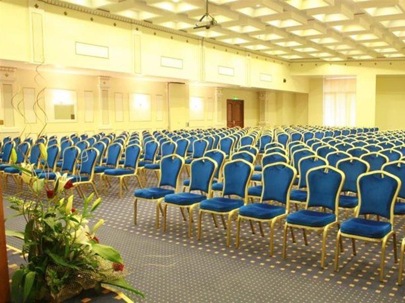 Hotel Astoria City Center Iasi Ngoại thất bức ảnh